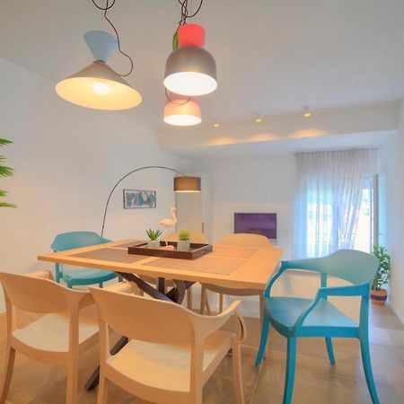 Apartments Villa Rojnica Jelsa  Eksteriør billede