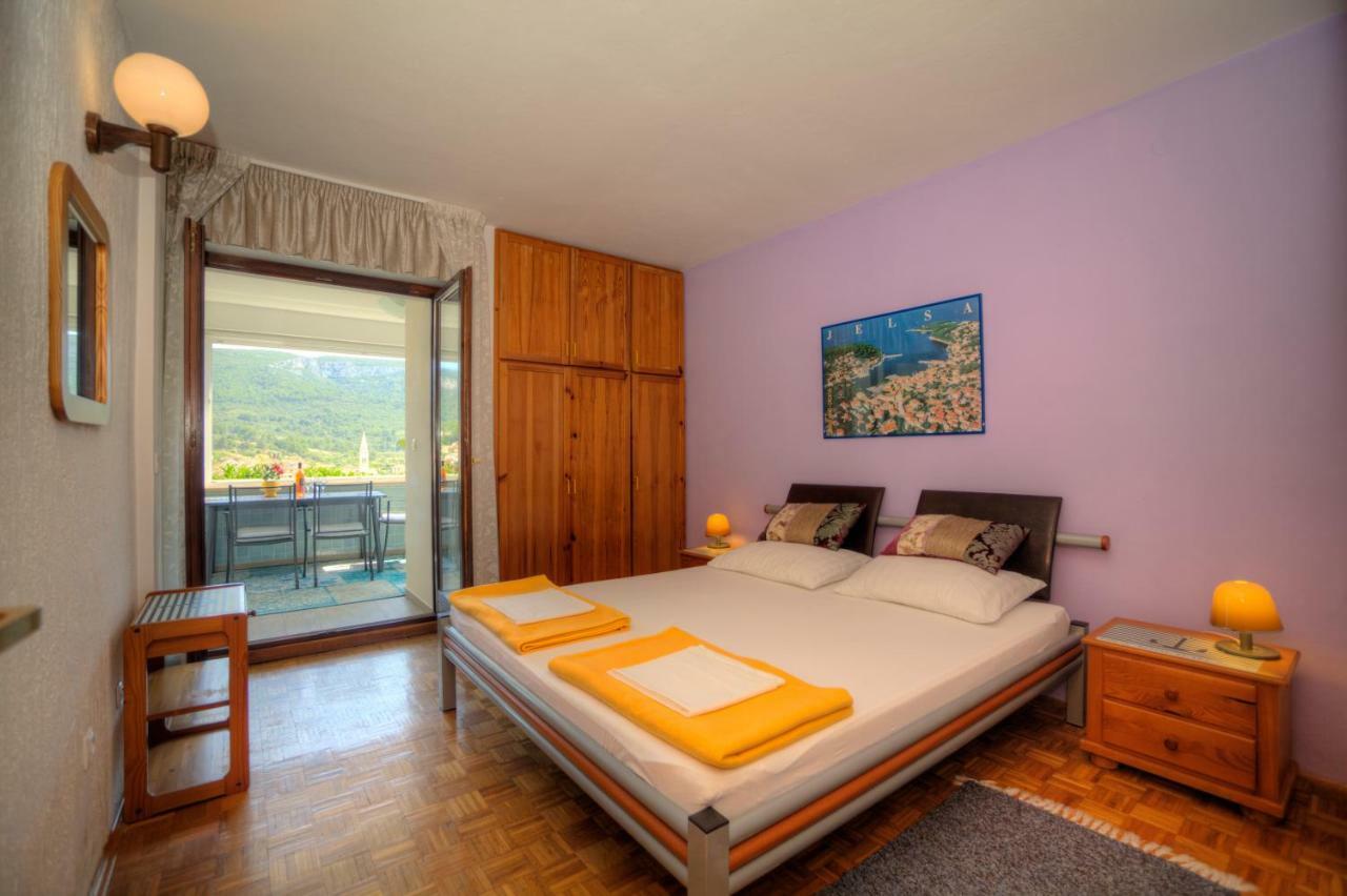 Apartments Villa Rojnica Jelsa  Eksteriør billede